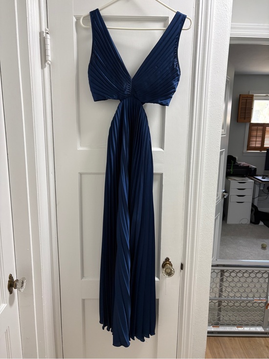Abercrombie & Fitch Dresses & Skirts - Abercrombie & Fitch Navy Pleated Midi Dress with V-Neck